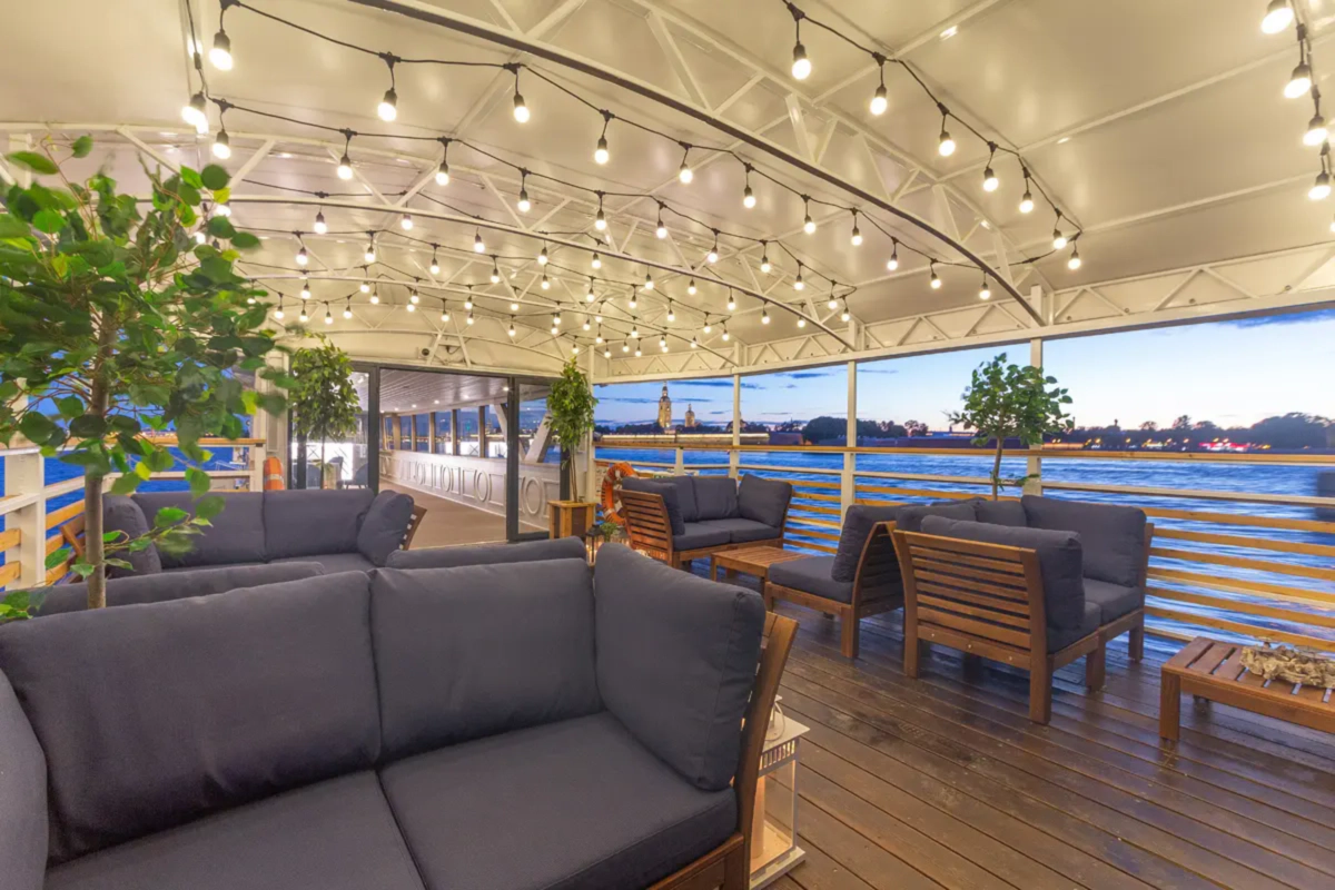 Аренда теплоход «Амели» image- 17